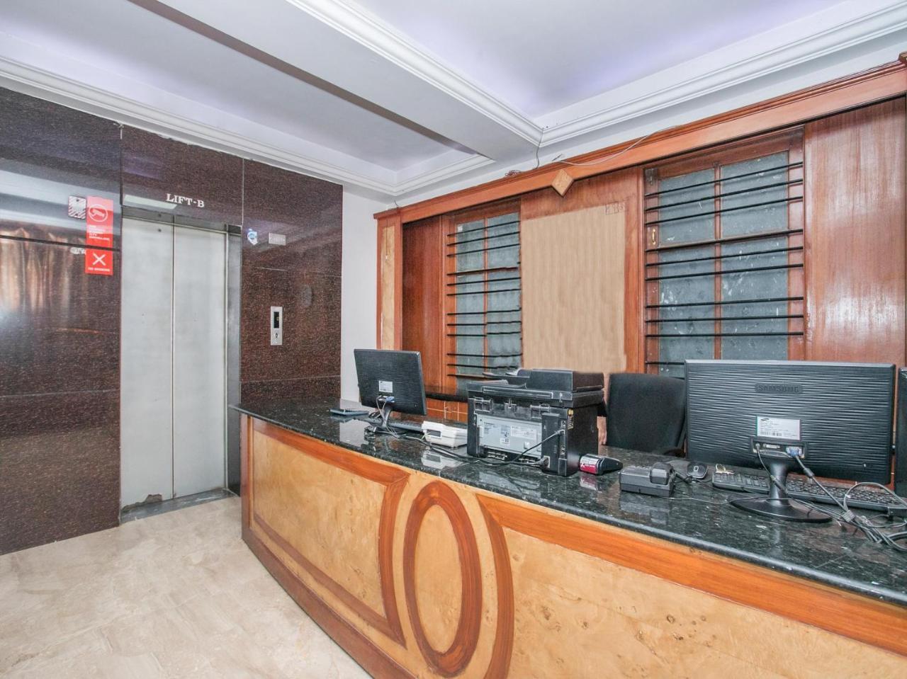 Hotel Chetan International Bangalore Exterior photo
